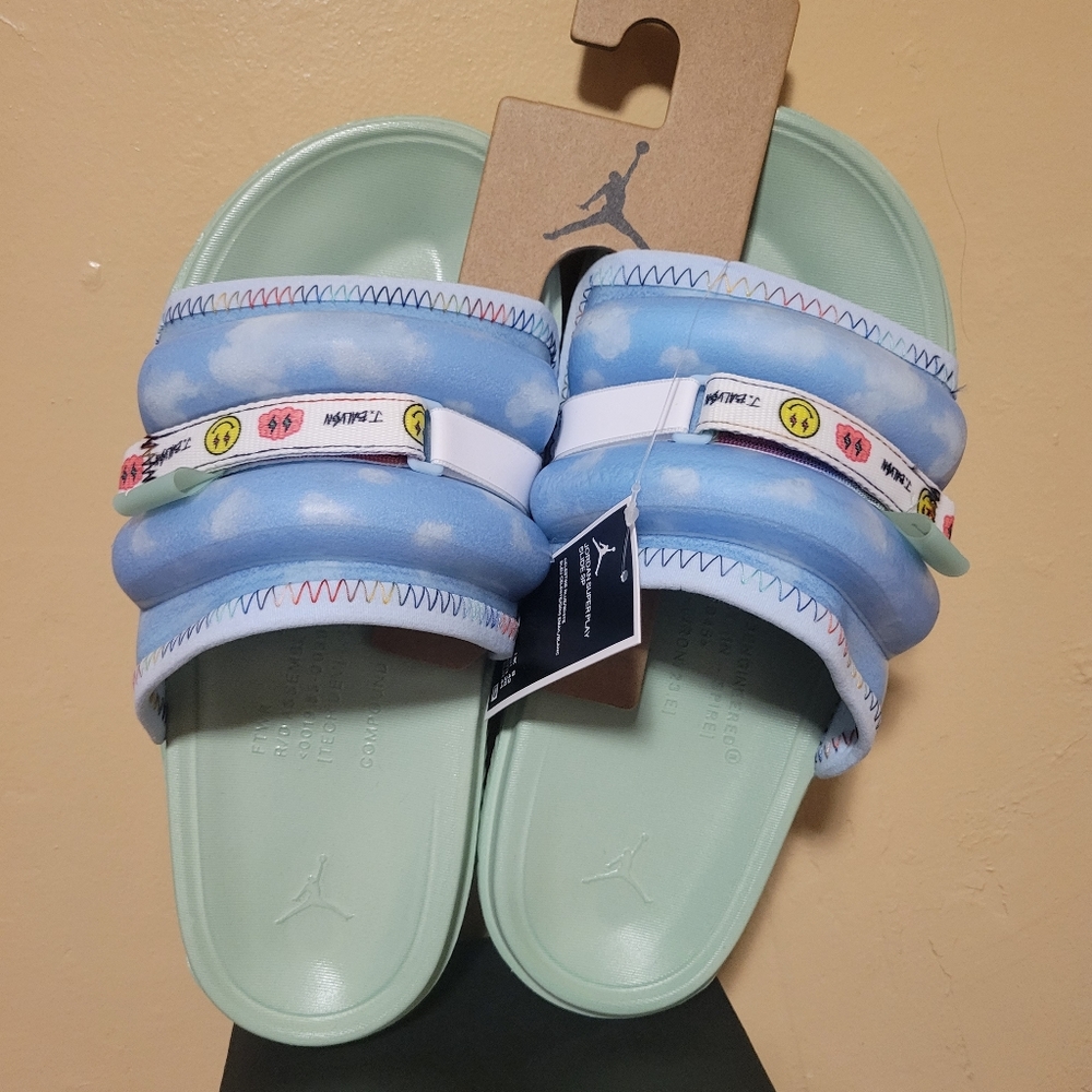 JBalvin Jordan NEW Slides $60GLoW s 10 ONLY